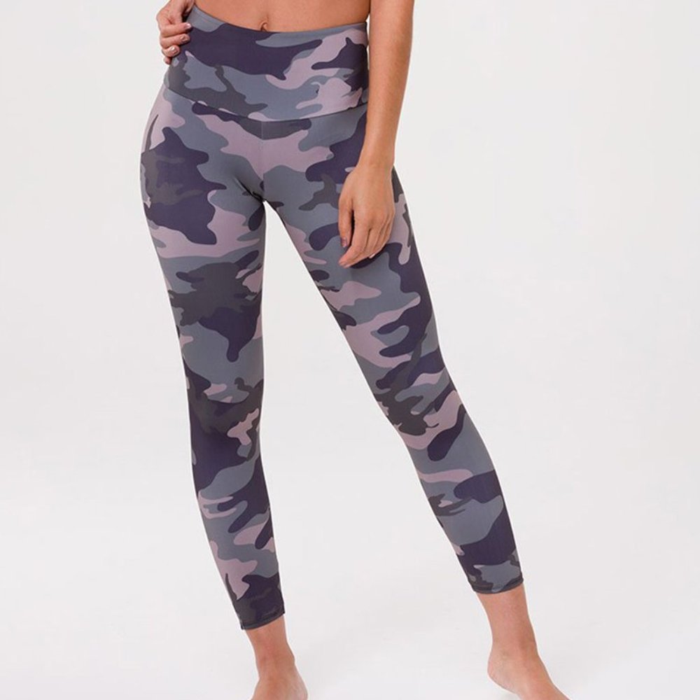 Onzie 2029 Combat Camo 7/8 Long Capri